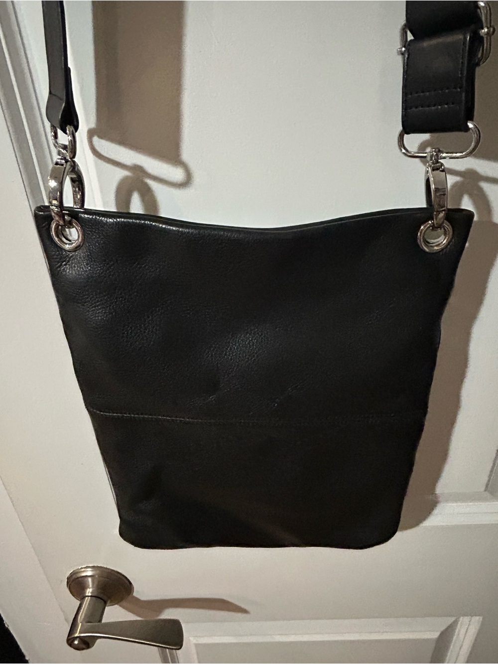 Margot Classic Black Leather Crossbody Shoulder Bag